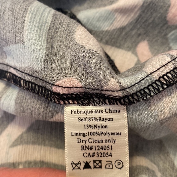 The Odells Smocked Front Geometric Jumpsuit - Picture 7 of 7